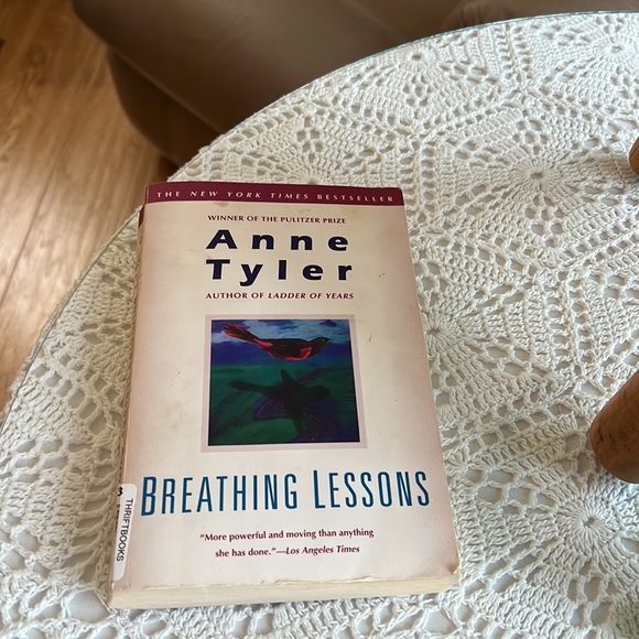 Books - Paperbacks - Picture 4 of 9